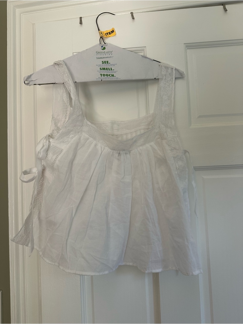 American Eagle Outfitters White Lace-Trim Pintuck Camisole - Picture 2 of 3